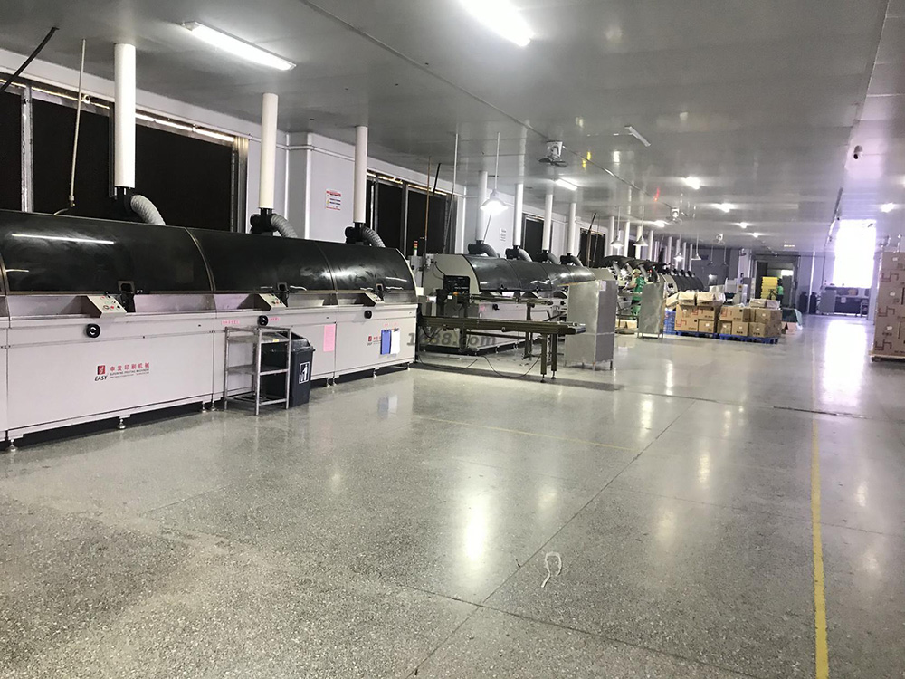 广州amjs澳金沙门塑料包装工厂实景