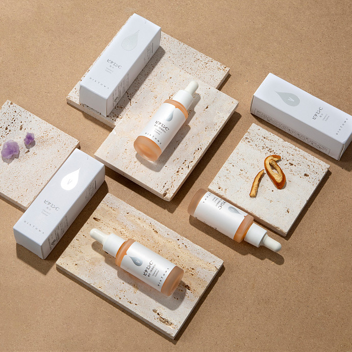 化妆品包装上应标明哪些标识