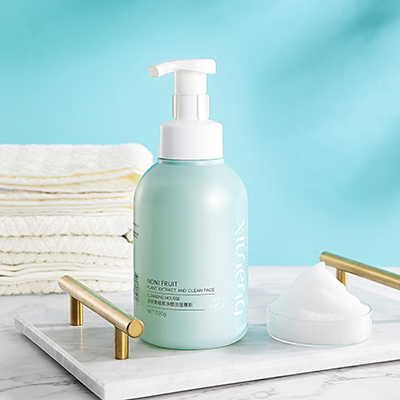 化妆品塑料包装瓶怎么设计比较有特色?